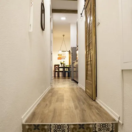 Milk&honey - Free Parking