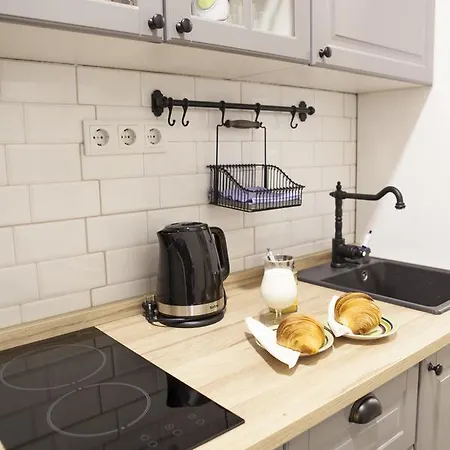 Milk&honey - Free Parking