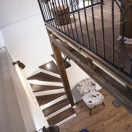 Milk&honey - Free Parking