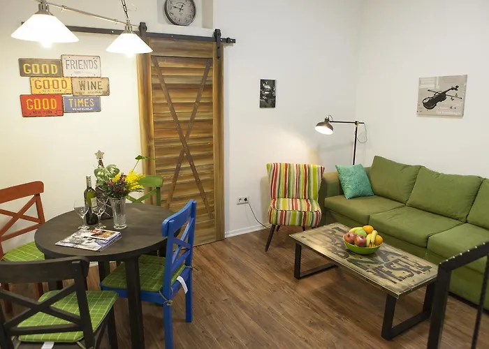 Milk&honey - Free Parking